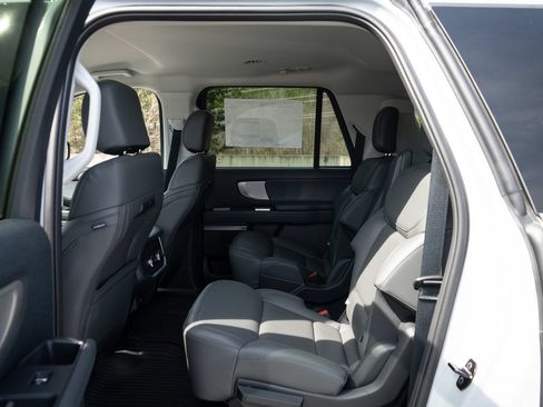 New 2026 Ford Expedition Max Active AWD/4WD image 18