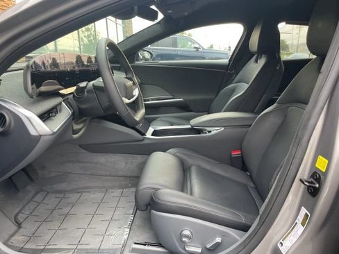 Used 2024 Lucid Air Touring AWD/4WD image 16