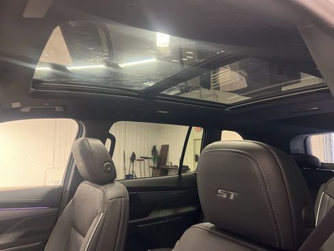 New 2026 Buick Enclave Sport Touring w/ Power Package image 13