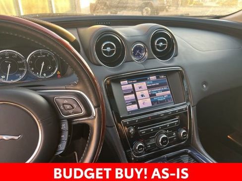 Used 2012 Jaguar XJ L RWD image 22