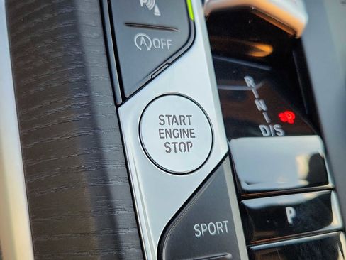 Used 2025 BMW 430i xDrive Coupe w/ Convenience Package image 23