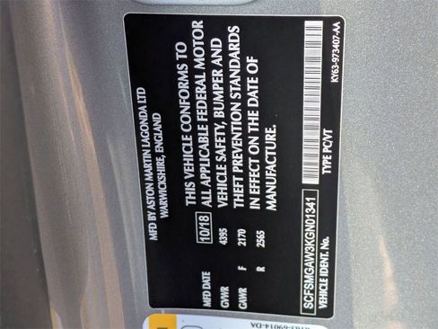 Used 2019 Aston Martin V8 Vantage Coupe image 36