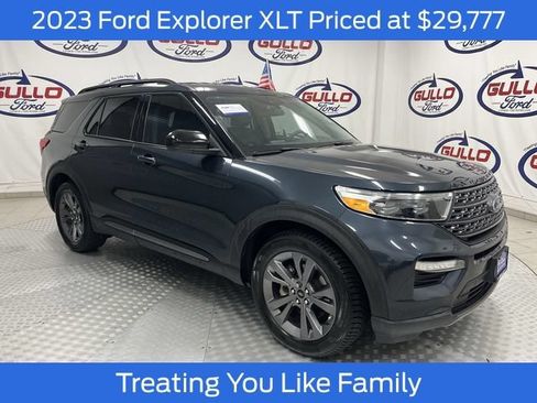 Certified 2023 Ford Explorer XLT w/ Equipment Group 202A RWD image 1