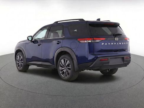 Used 2025 Nissan Pathfinder SV AWD/4WD image 3