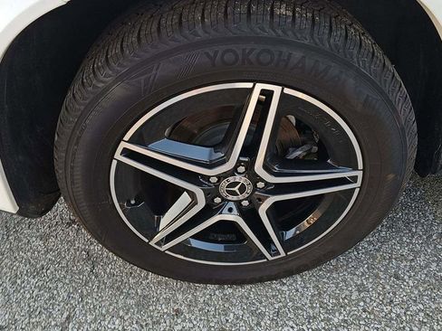 Certified 2023 Mercedes-Benz GLE 350 4MATIC w/ AMG Line Exterior image 12