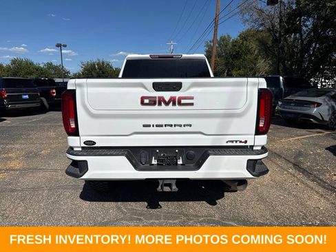 Used 2022 GMC Sierra 2500 AT4 AWD/4WD image 3