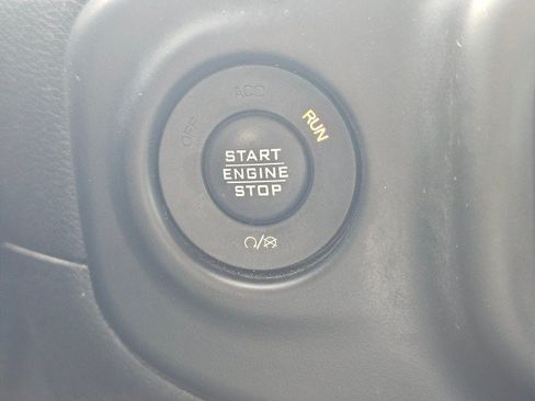 Used 2020 Jeep Wrangler Unlimited Sport S AWD/4WD image 40