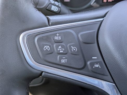 Used 2023 Chevrolet Equinox LT image 17