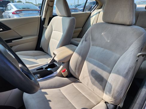 Used 2015 Honda Accord EX image 7
