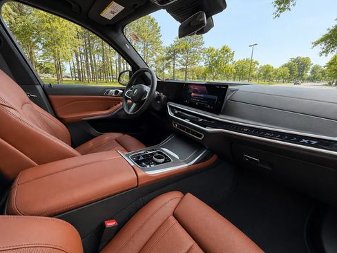 Certified 2023 BMW X7 xDrive40i w/ Executive Package AWD/4WD image 20