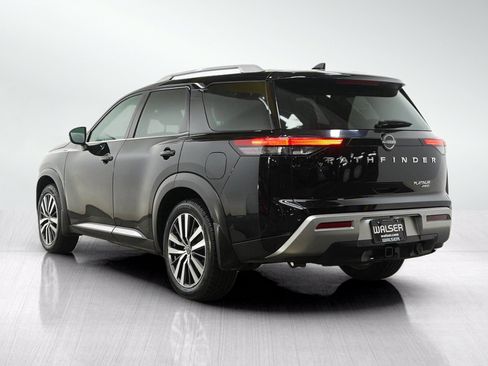 Used 2022 Nissan Pathfinder Platinum AWD/4WD image 3