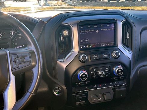 Used 2022 GMC Sierra 1500 SLT image 6