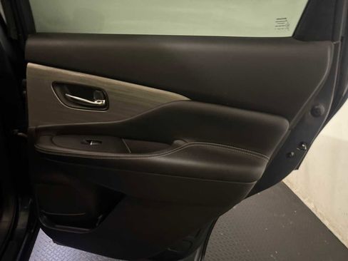 Used 2018 Nissan Murano Platinum image 27