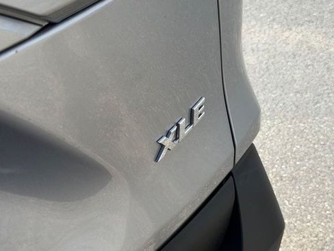 Certified 2021 Toyota RAV4 XLE FWD image 17