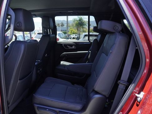 Used 2022 Chevrolet Tahoe RST w/ Luxury Package AWD/4WD image 21