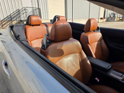 Used 2012 Lexus IS 250C w/ Luxury Pkg RWD image 41