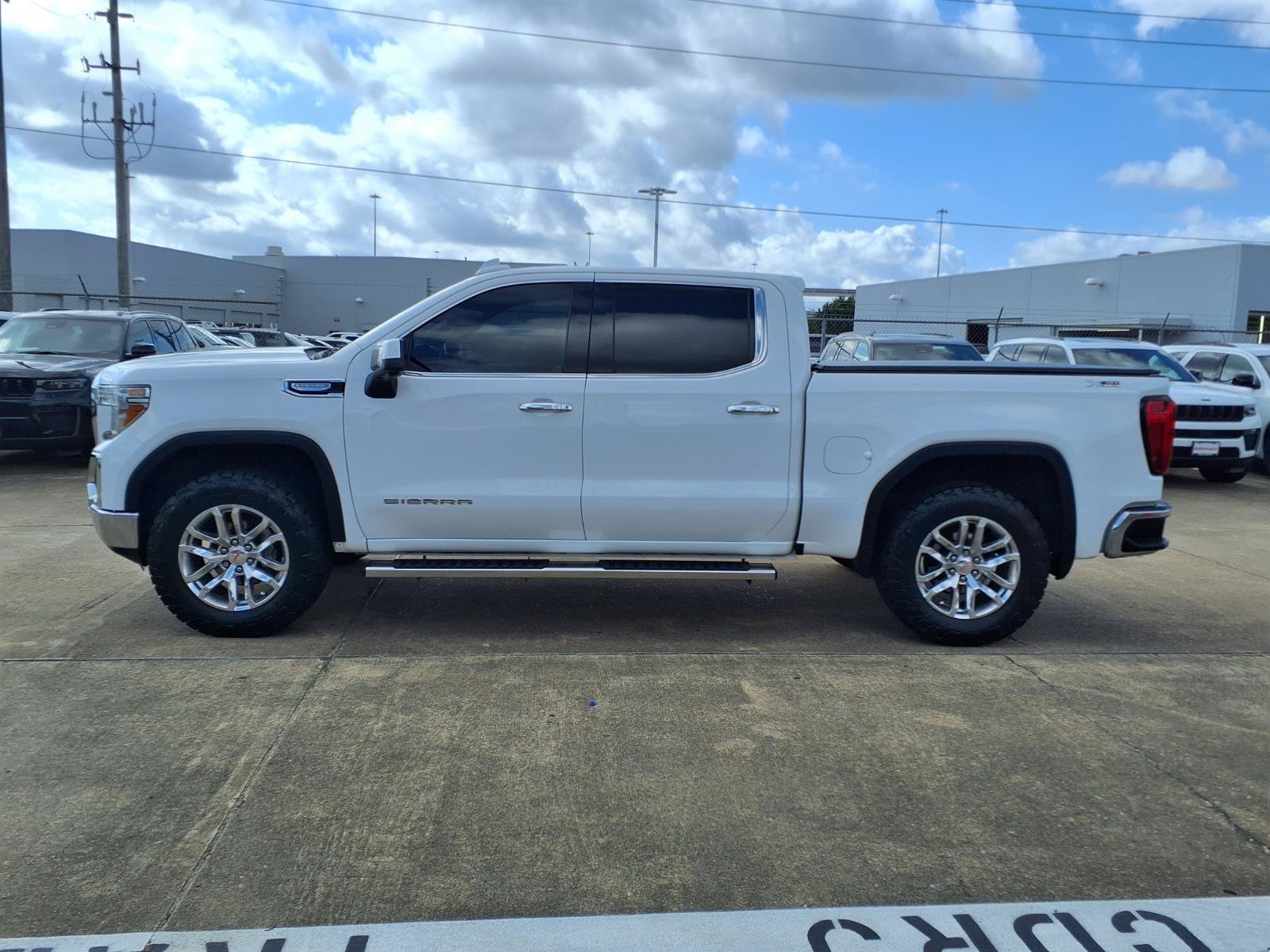Used 2020 GMC Sierra 1500 SLT AWD/4WD image 11
