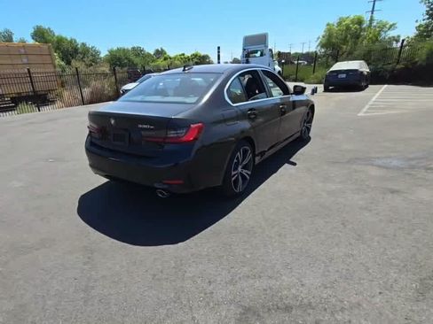 Used 2021 BMW 330e w/ Convenience Package RWD image 4
