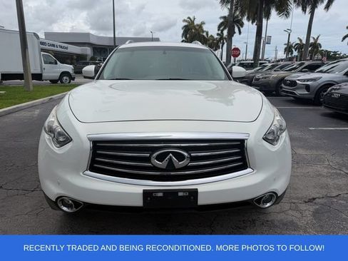 Used 2015 INFINITI QX70 AWD w/ Premium Package image 2