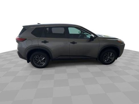 Used 2021 Nissan Rogue S FWD image 9