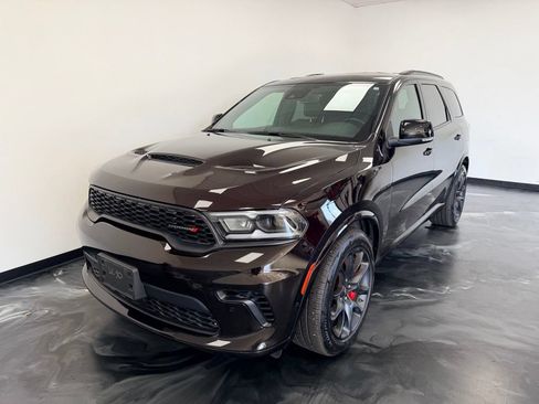 Used 2024 Dodge Durango R/T w/ Tow 'N Go Group AWD/4WD image 4