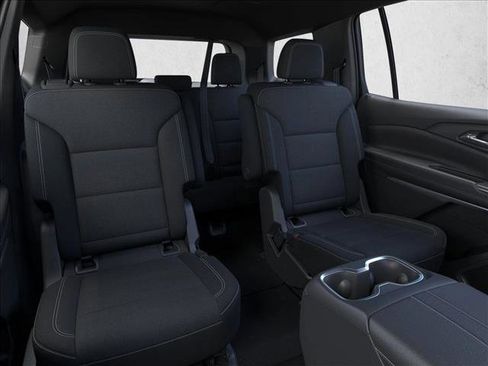 New 2026 Chevrolet Traverse LT image 17