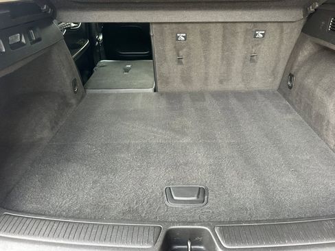 Certified 2022 Buick Envision Avenir w/ Technology Package II image 18