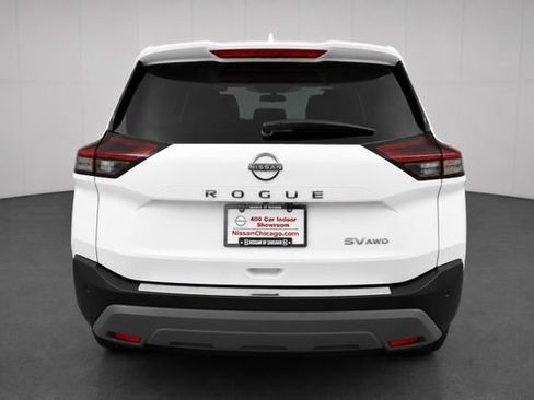 Used 2022 Nissan Rogue SV AWD/4WD image 5