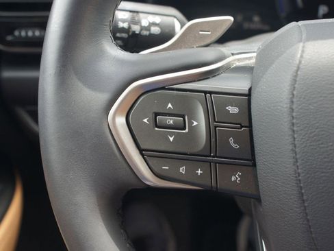 Used 2023 Lexus NX 350h AWD image 9