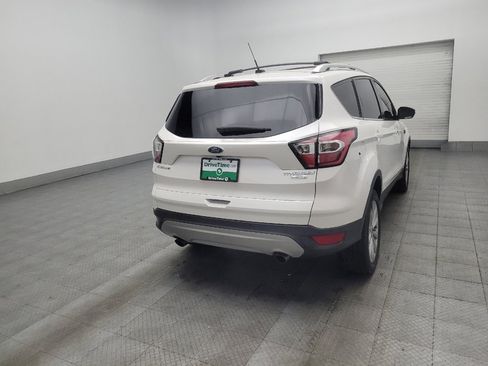 Used 2017 Ford Escape Titanium FWD image 9