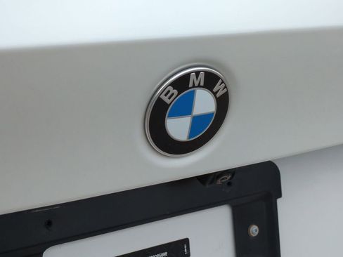 Used 2024 BMW 330i xDrive Sedan w/ Convenience Package image 14