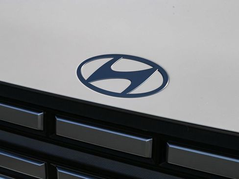 Used 2026 Hyundai Santa Fe SE AWD/4WD image 6