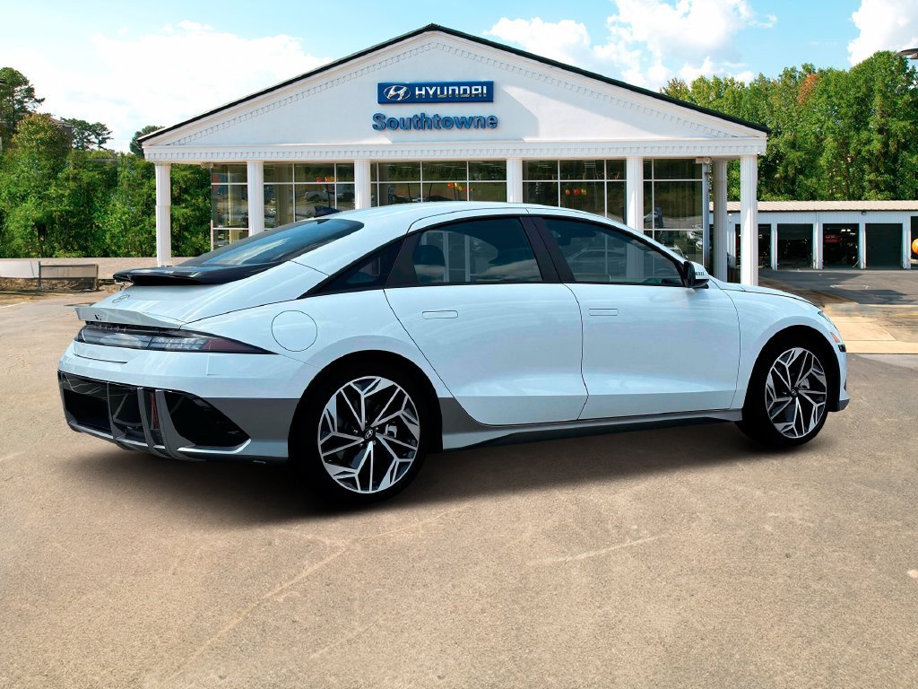 Used 2024 Hyundai Ioniq 6 SEL RWD image 8