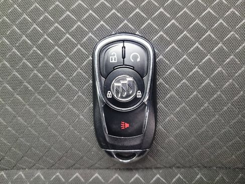 Used 2020 Buick Encore Preferred w/ Safety Package FWD image 32