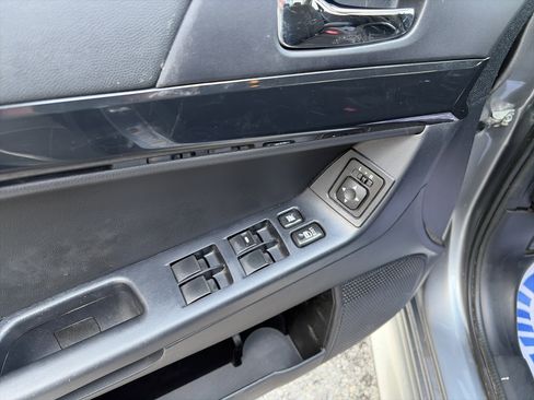 Used 2016 Mitsubishi Lancer ES image 12