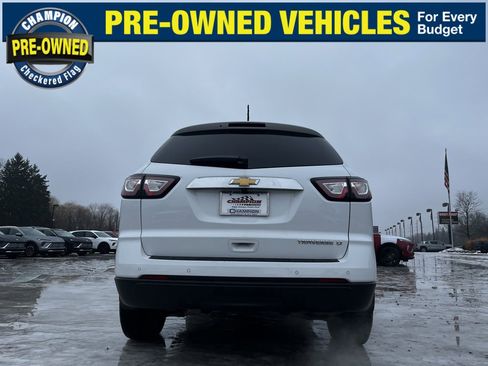 Used 2016 Chevrolet Traverse LT image 7