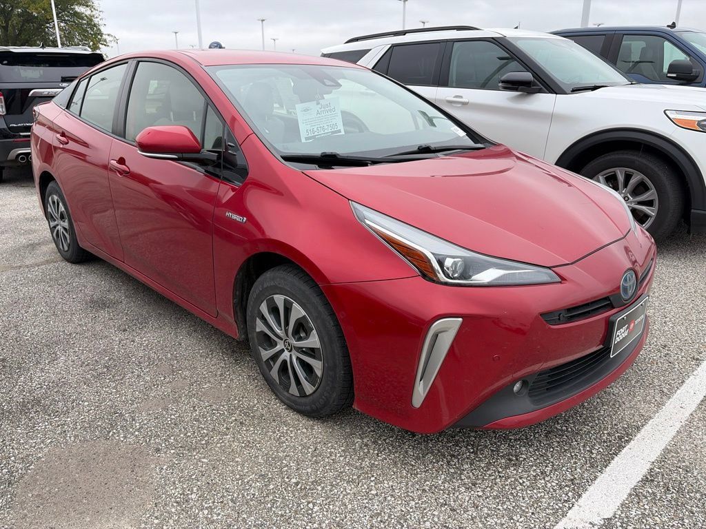 Used 2020 Toyota Prius LE AWD/4WD image 6