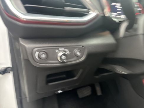 Used 2023 Chevrolet TrailBlazer RS image 17