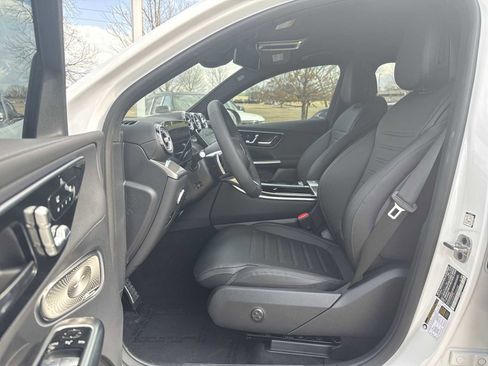 New 2026 Mercedes-Benz GLC 300 4MATIC image 2