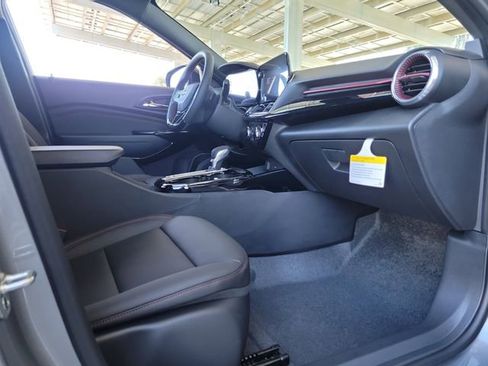 New 2026 Chevrolet Trax RS w/ Sunroof Package image 17