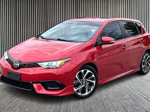 Used 2016 Scion iM image 11