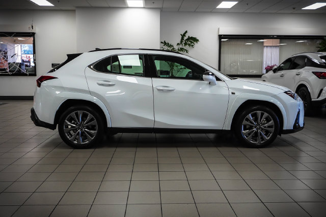 Certified 2024 Lexus UX 250h F Sport AWD/4WD image 5