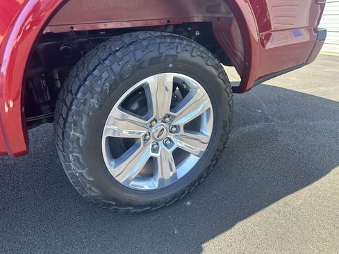 Used 2018 Ford F150 Platinum AWD/4WD image 14