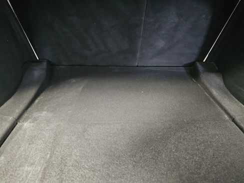 Used 2023 Tesla Model 3 Standard Range RWD image 10