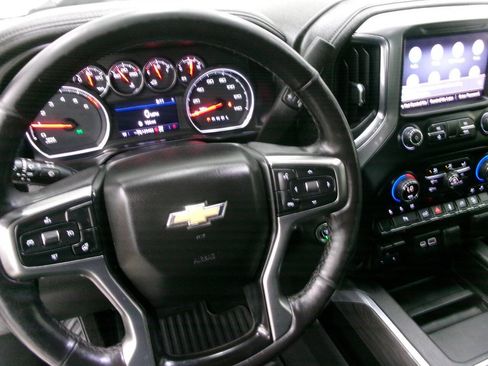 Used 2020 Chevrolet Silverado 2500 LTZ w/ LTZ Plus Package image 42