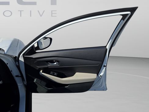 Used 2023 Honda Accord Touring image 28