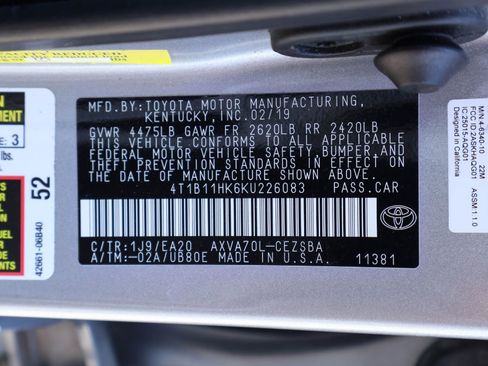 Used 2019 Toyota Camry SE image 21