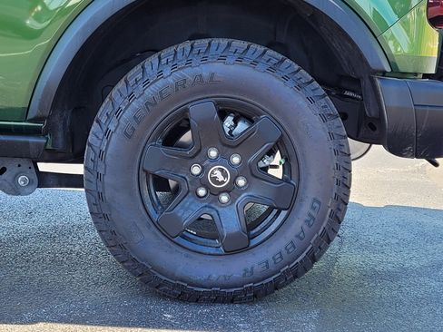 Used 2024 Ford Bronco Black Diamond image 10