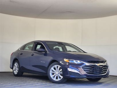 Used 2025 Chevrolet Malibu LT