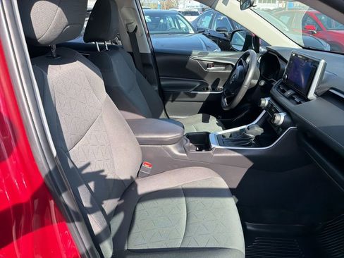 Used 2023 Toyota RAV4 XLE w/ XLE Grade Weather Package image 10